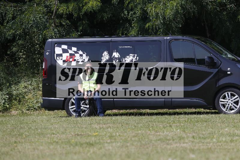 Archiv-2025/27 12.06.2025 Ducati Schweiz Trackday Warmup  ADR/Impressionen